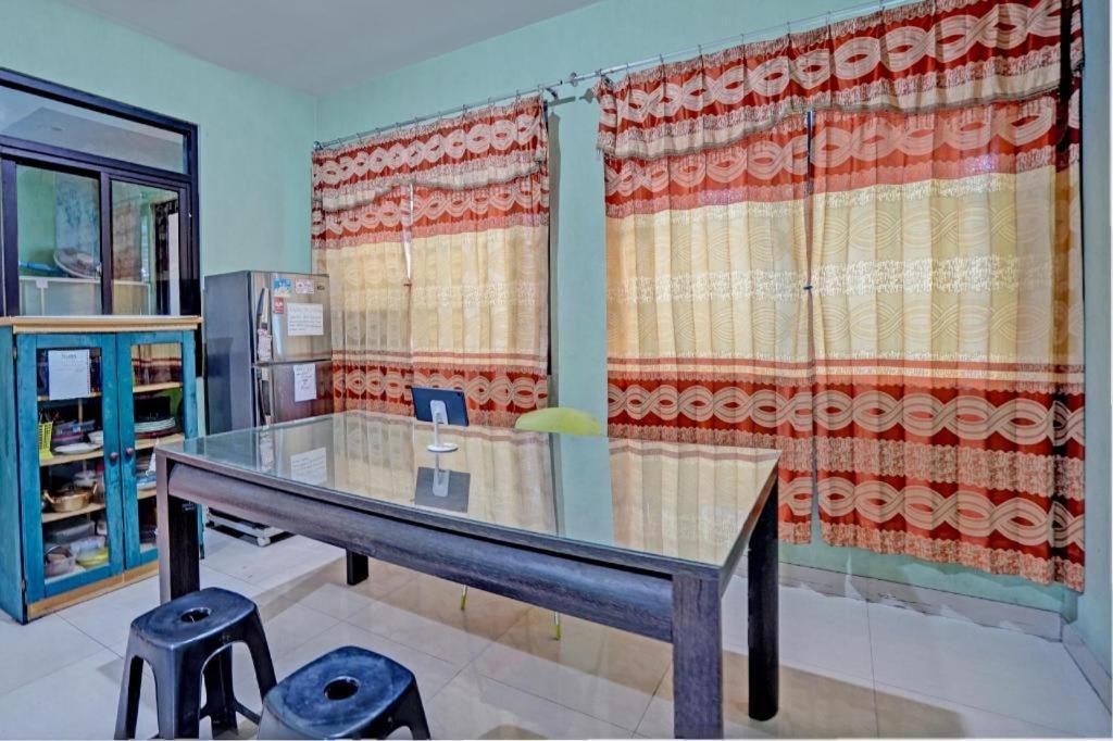 Oyo 93109 Garden Homestay 1 Tpr สุราบายา ภายนอก รูปภาพ