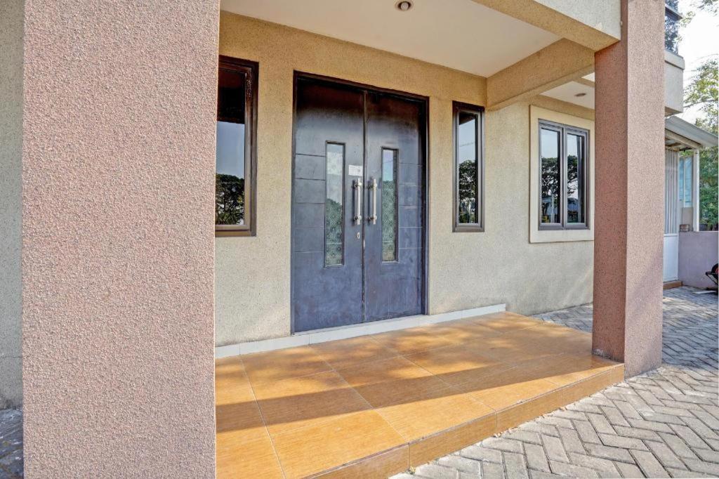 Oyo 93109 Garden Homestay 1 Tpr สุราบายา ภายนอก รูปภาพ
